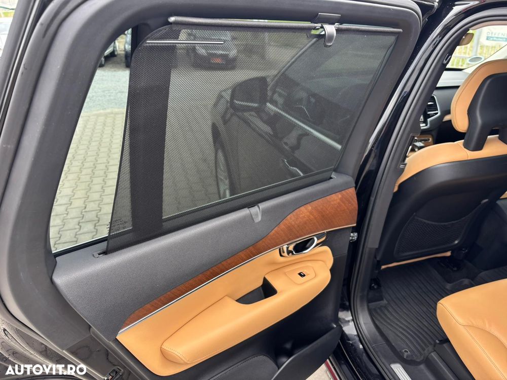 Volvo XC 90 D5 AWD Geartronic Inscription - 37