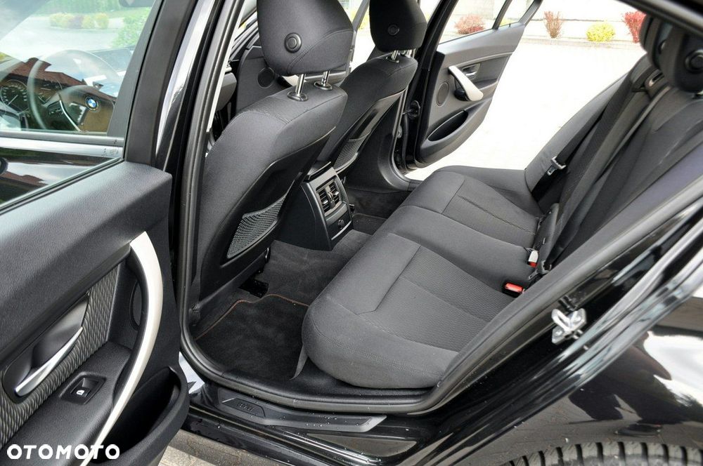 BMW Seria 3 - 19
