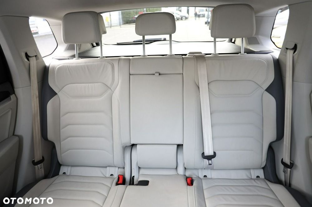 Volkswagen Touareg 3.0 V6 TFSI 4Motion Elegance - 27