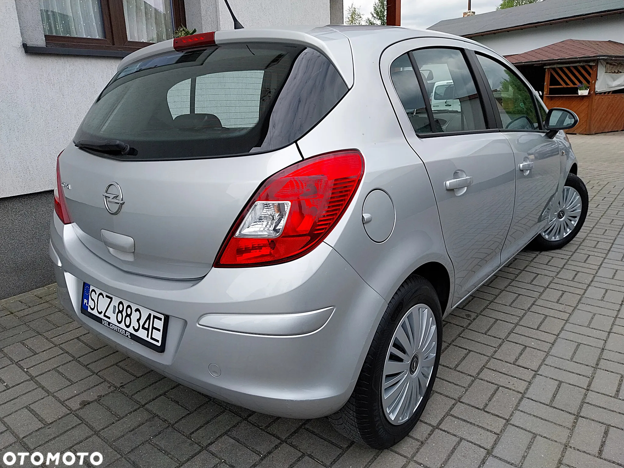 Opel Corsa 1.2 16V Cosmo - 24