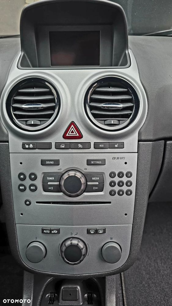 Opel Corsa 1.4 16V Active - 22