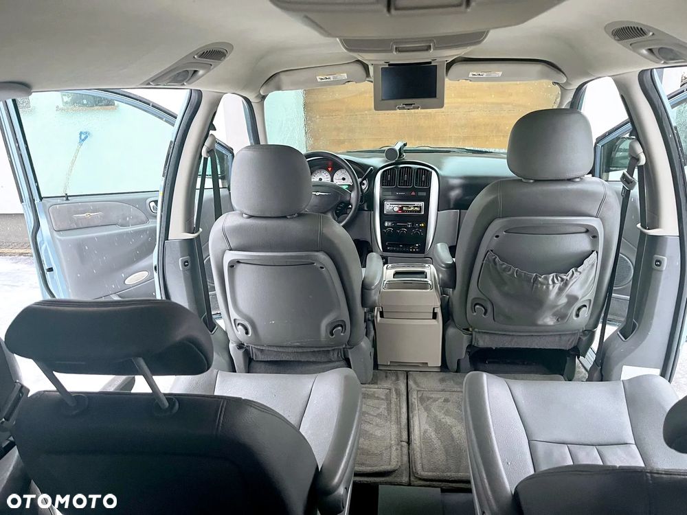 Chrysler Grand Voyager - 8