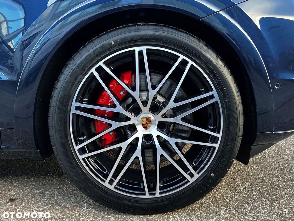 Porsche Cayenne - 12