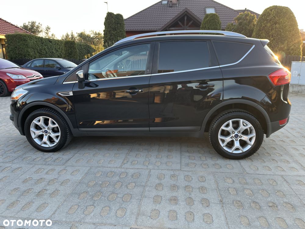 Ford Kuga 2.0 TDCi 2x4 Champions Edition - 24