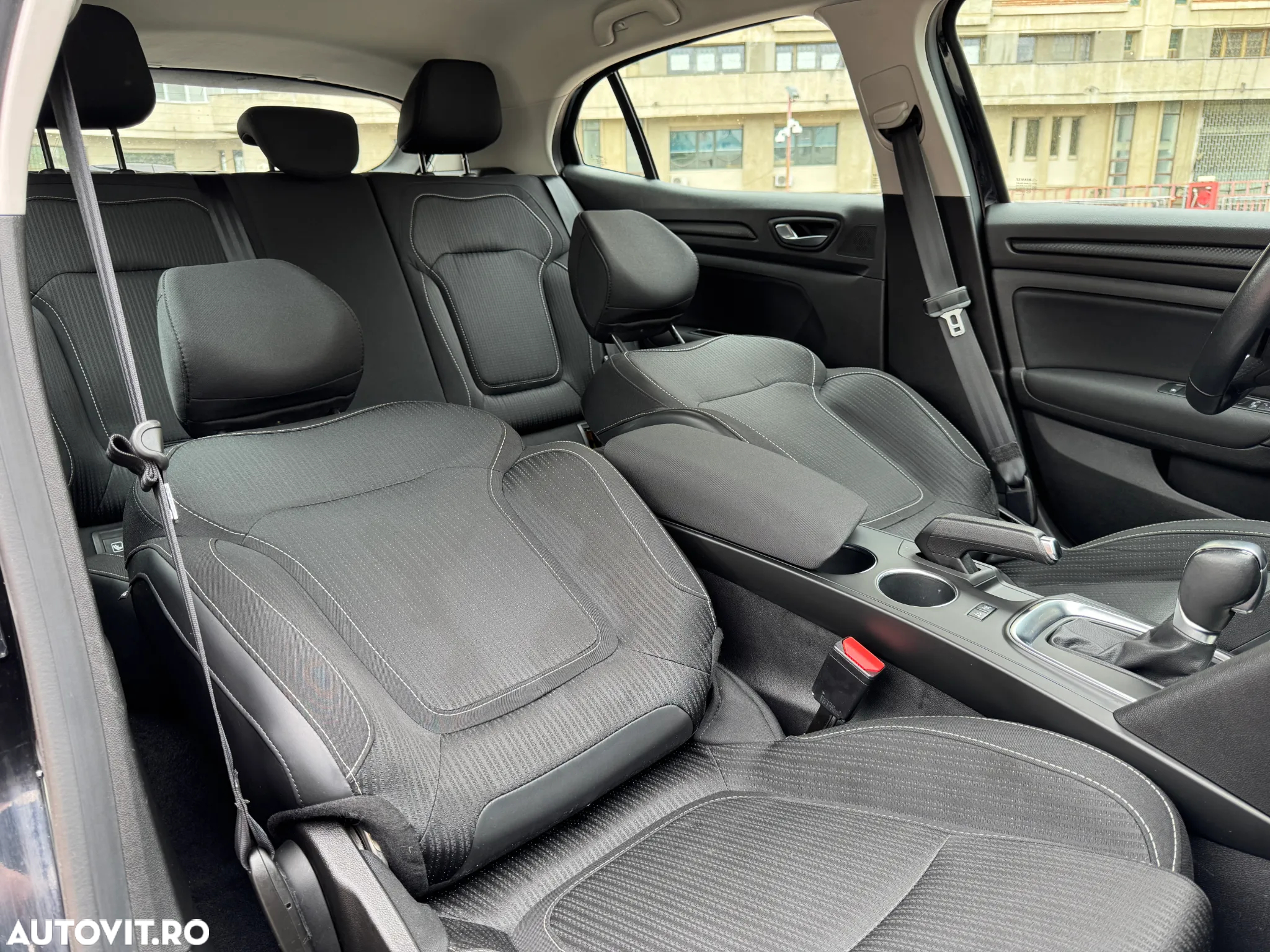 Renault Megane ENERGY dCi 110 EDC LIMITED - 16