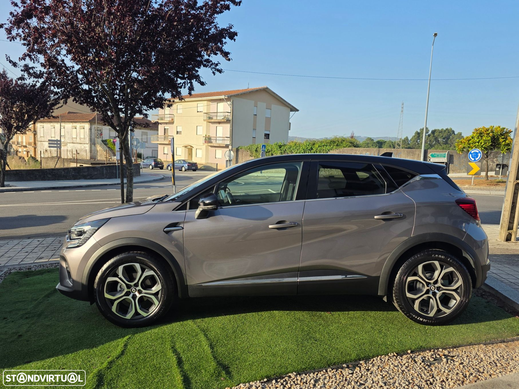 Renault Captur 1.0 TCe Exclusive - 6