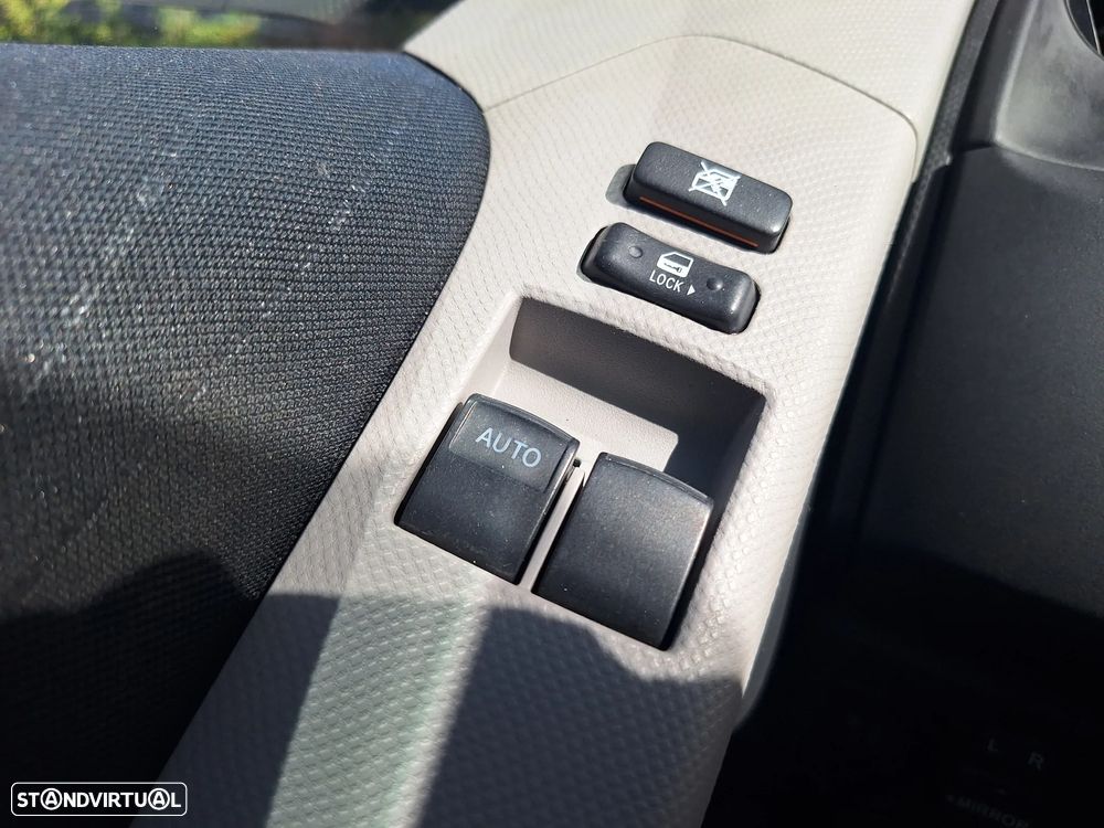 Toyota Yaris 1.0 VVT-i Sol High Pack - 21