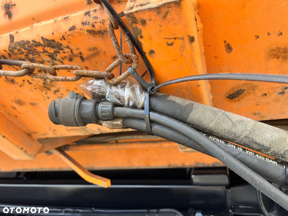 MAN TGA 26.360 6X4 contener z kranem import DE - 8