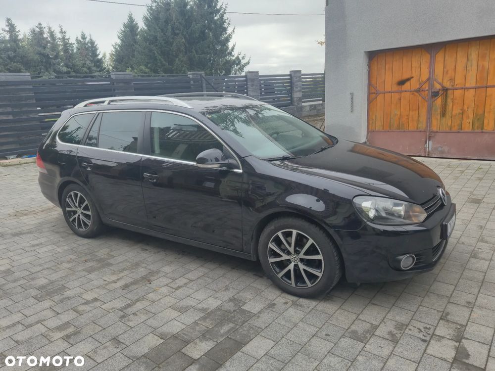 Volkswagen Golf 2.0 TDI DPF Highline - 4