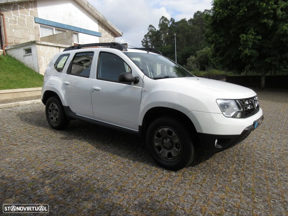 Dacia Duster dCi 110 FAP 4x4 Destination - 9