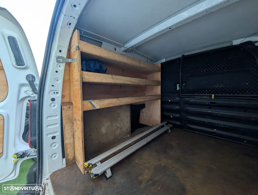 Peugeot Partner - 11