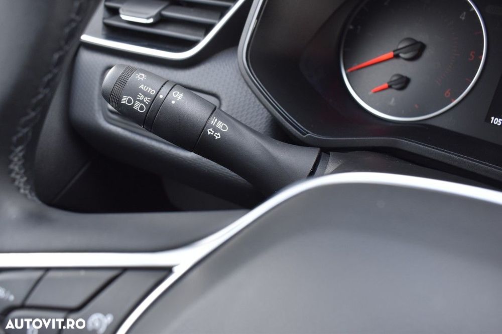 Renault Clio - 31