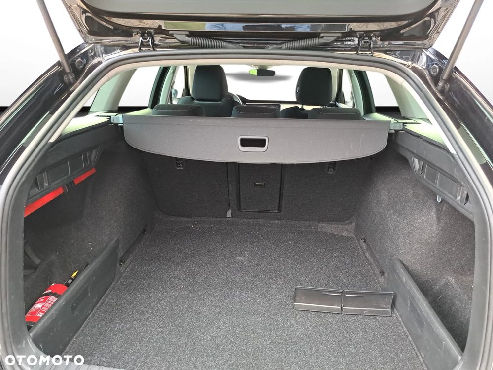 Skoda Octavia 2.0 TDI DSG Ambition - 27