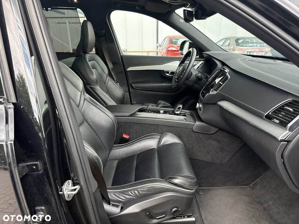 Volvo XC 90 B5 D AWD R-Design 7os - 23