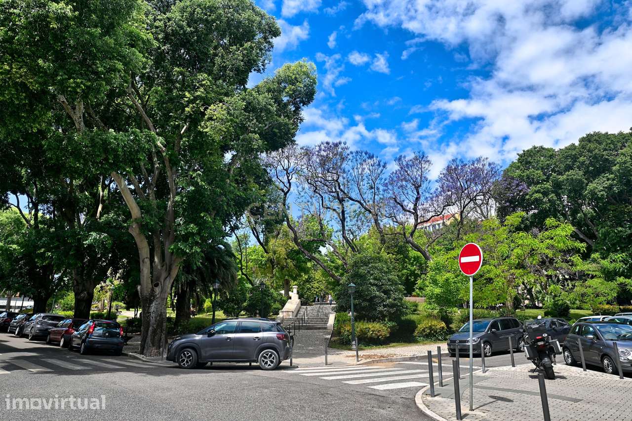 Apartamento T1 para venda na zona de Alcântara - Grande imagem: 2/20