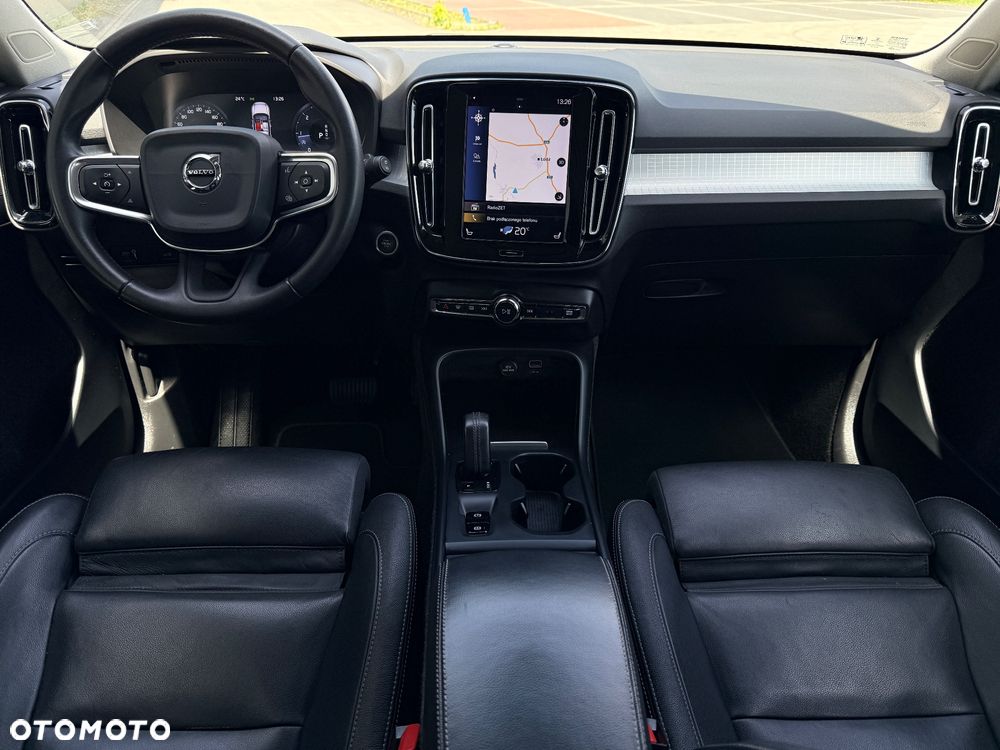 Volvo XC 40 D4 AWD Geartronic Momentum Pro - 7