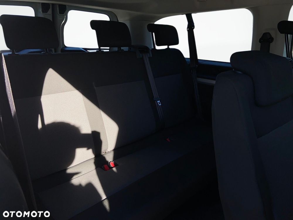 Toyota ProAce Kombi 2.0 D-4D Long 2,8t - 15