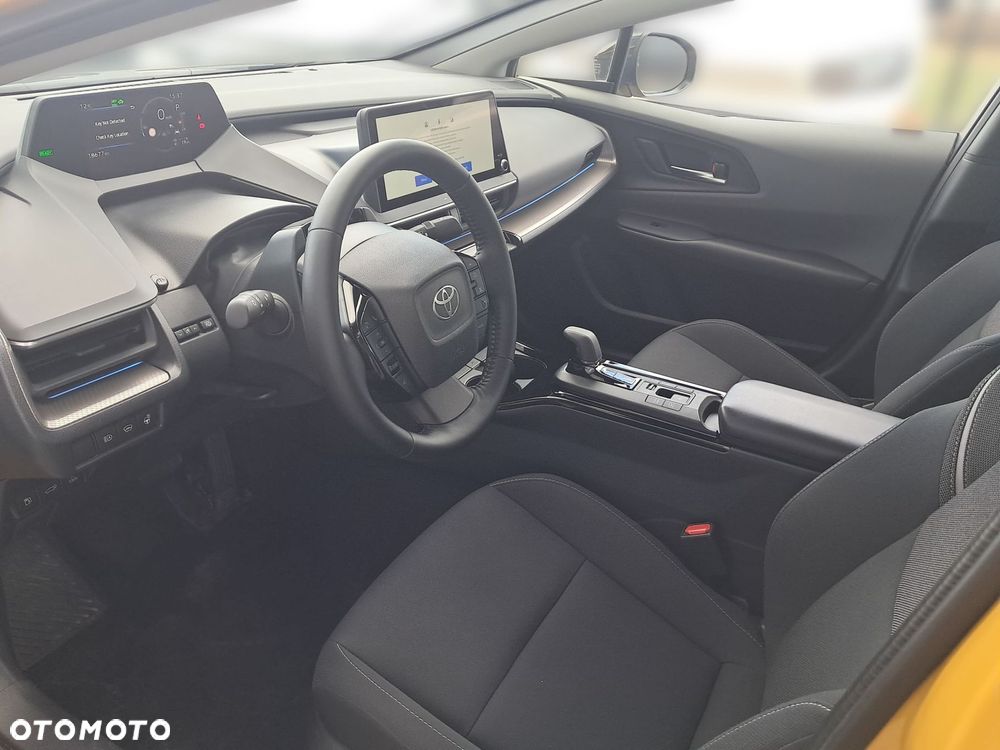 Toyota Prius - 8