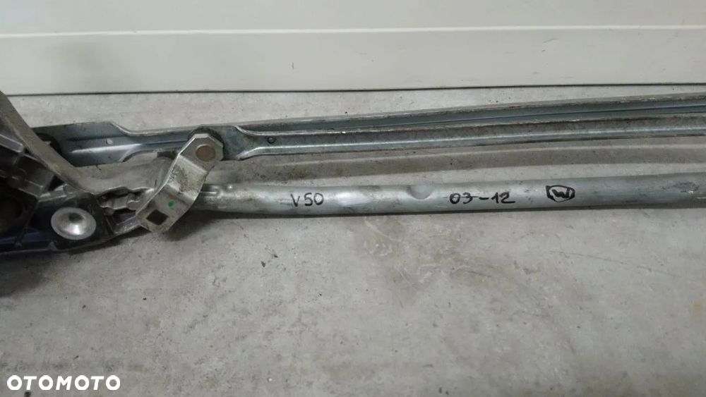 SILNICZEK, MECHANIZM WYCIERACZEK PRZÓD VOLVO V50 - 4