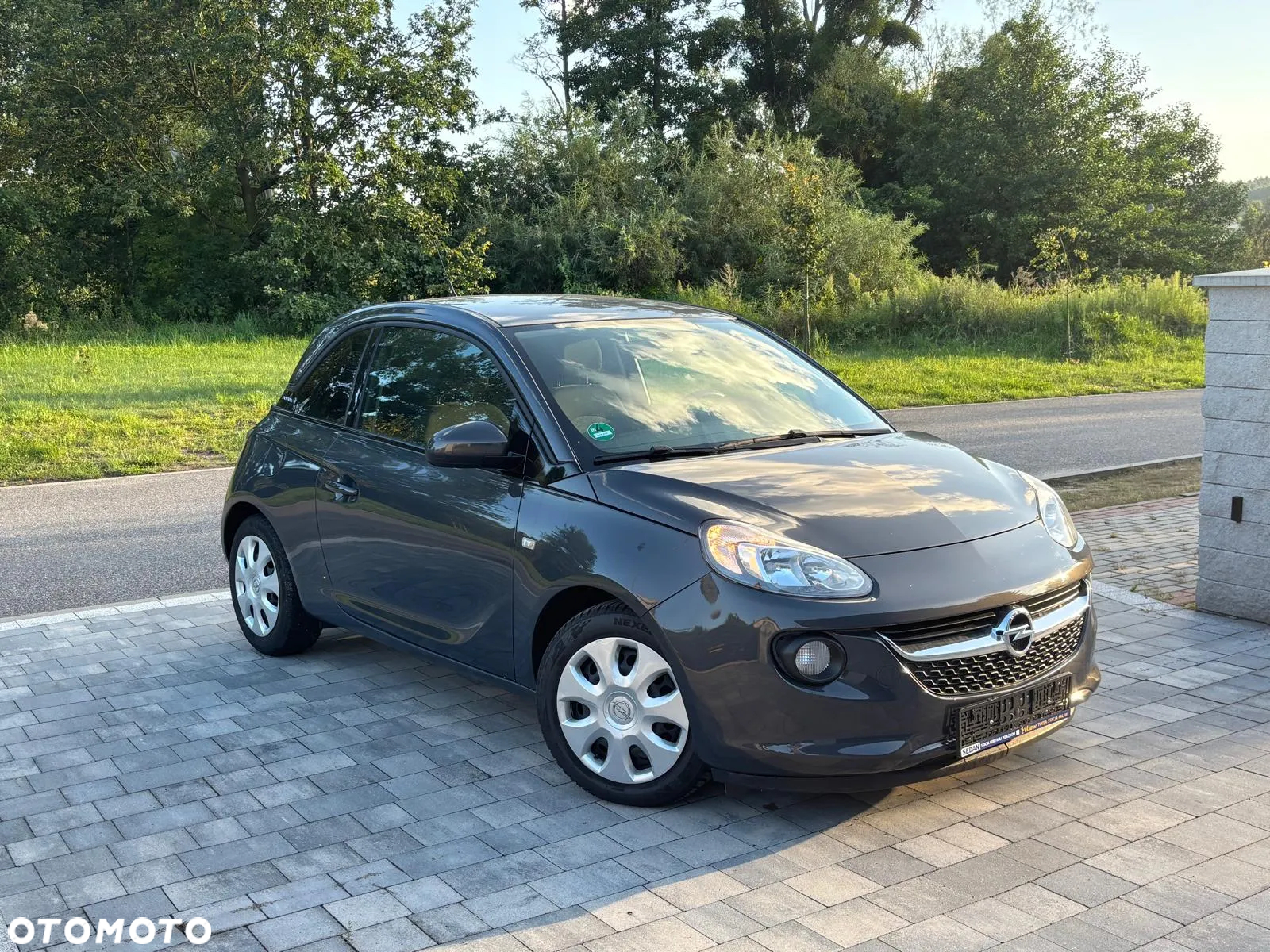 Opel Adam 1.2 120 Jahre - 6