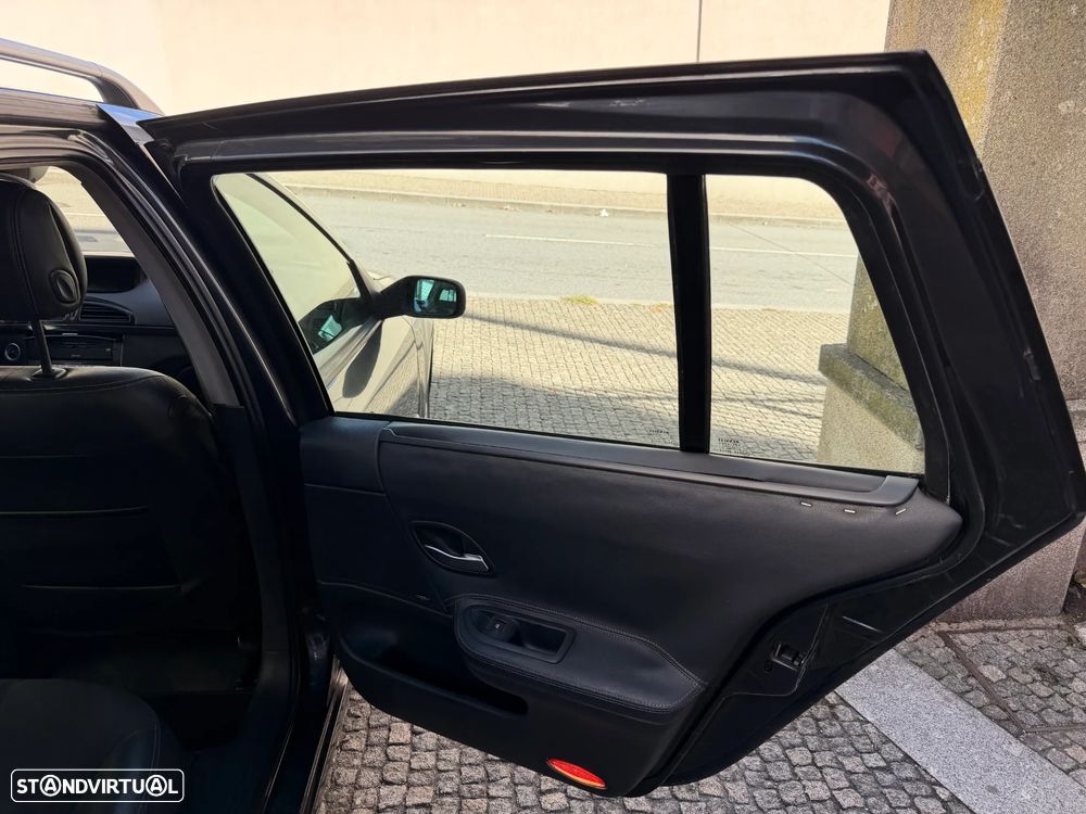 Renault Laguna Break 1.9 dCi Dynamique Luxe - 17