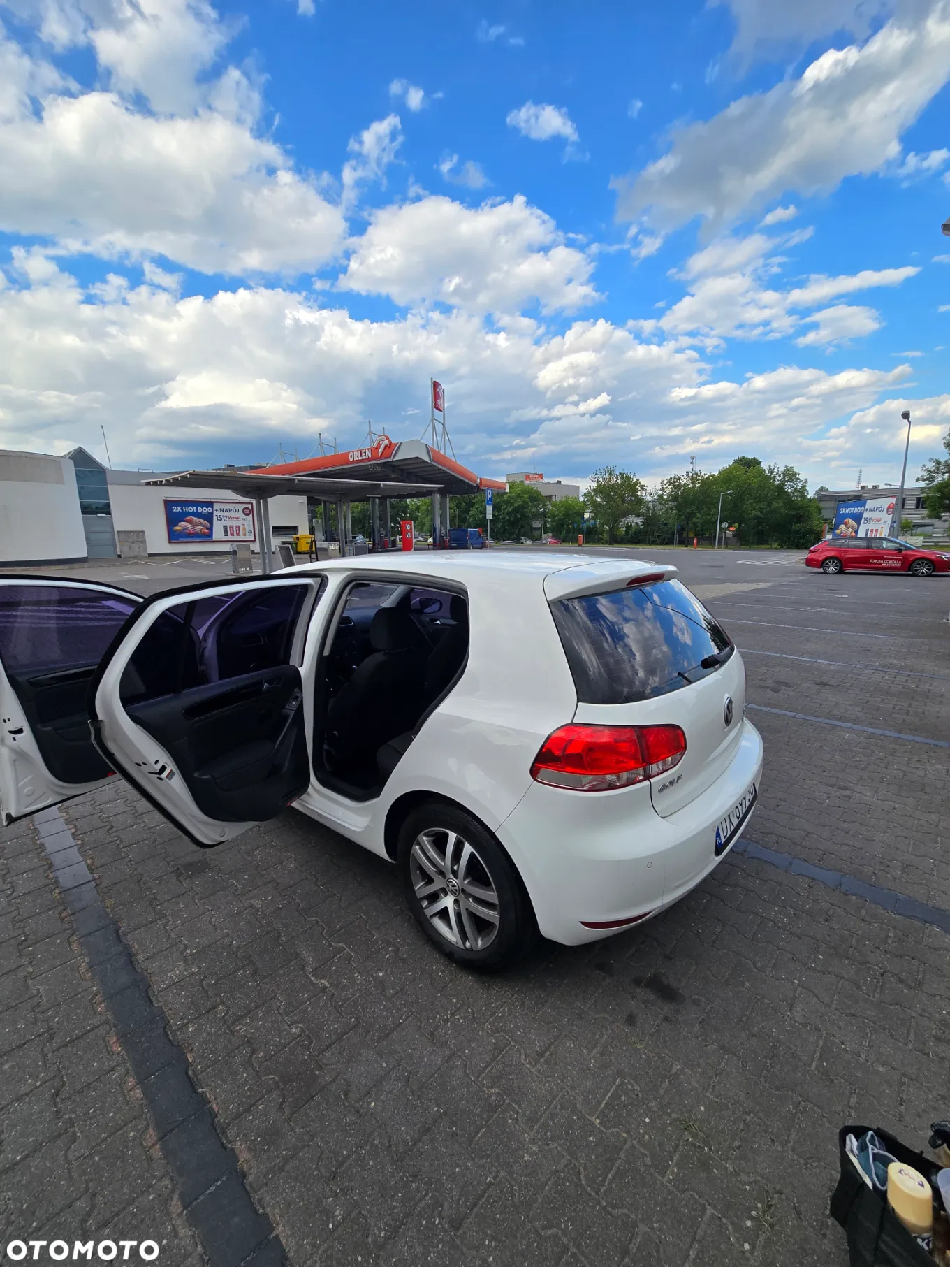 Volkswagen Golf VI 1.6 TDI BlueMot Comfortline DSG - 2