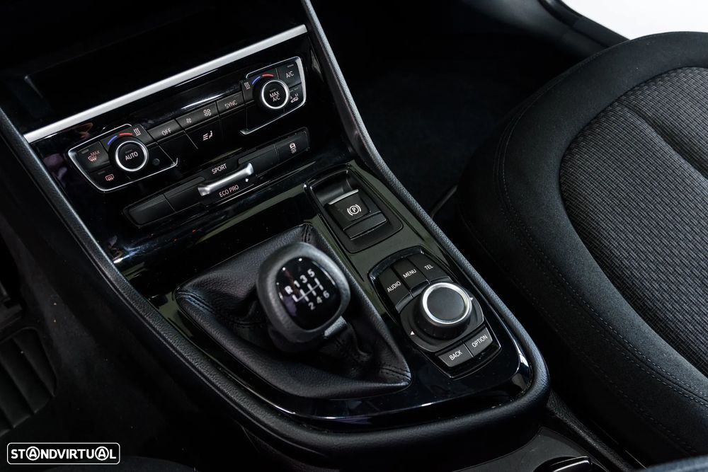 BMW 216 Active Tourer - 15