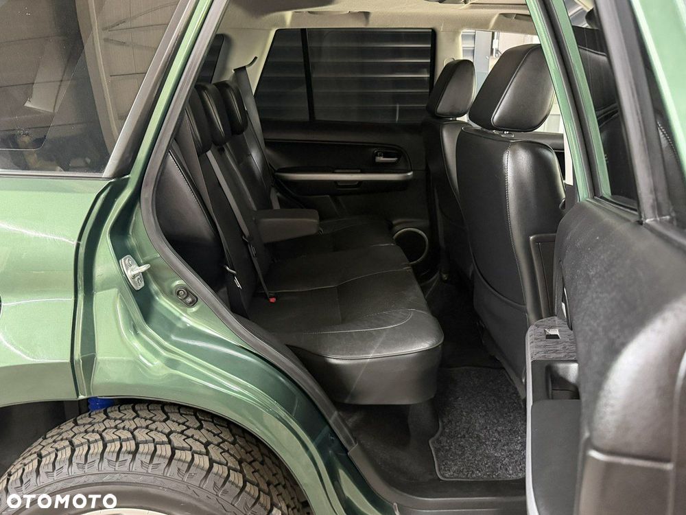 Suzuki Grand Vitara - 18