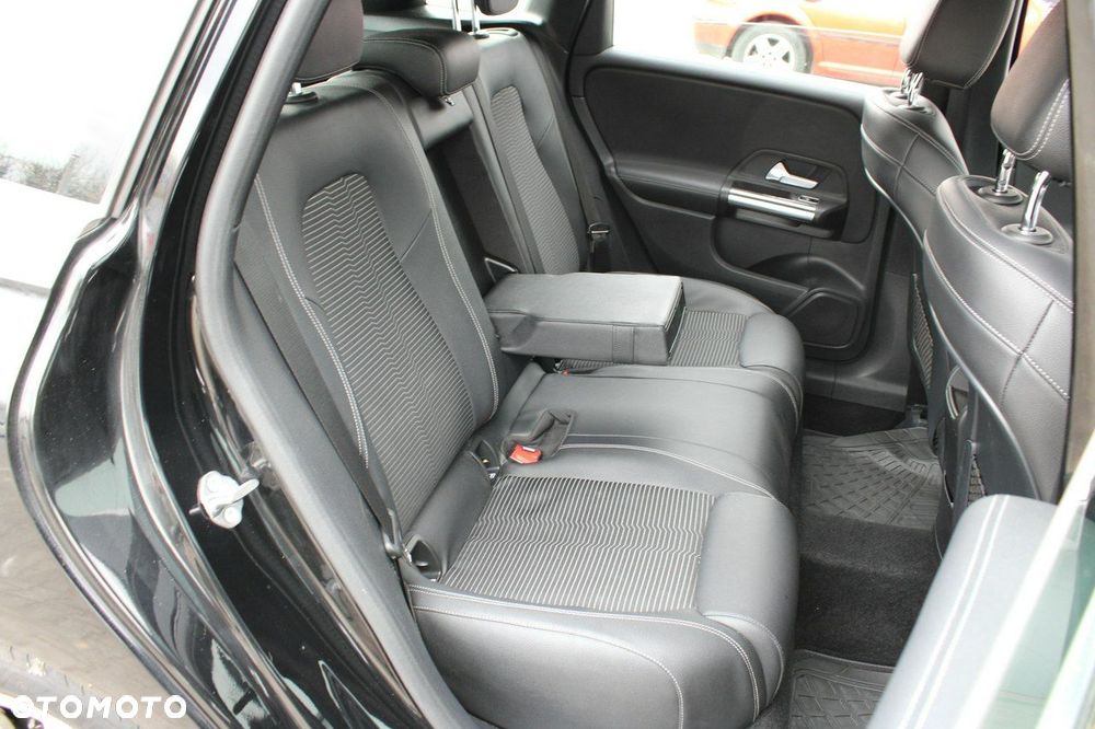 Mercedes-Benz Klasa B 200 d 8G-DCT Edition 19 - 12