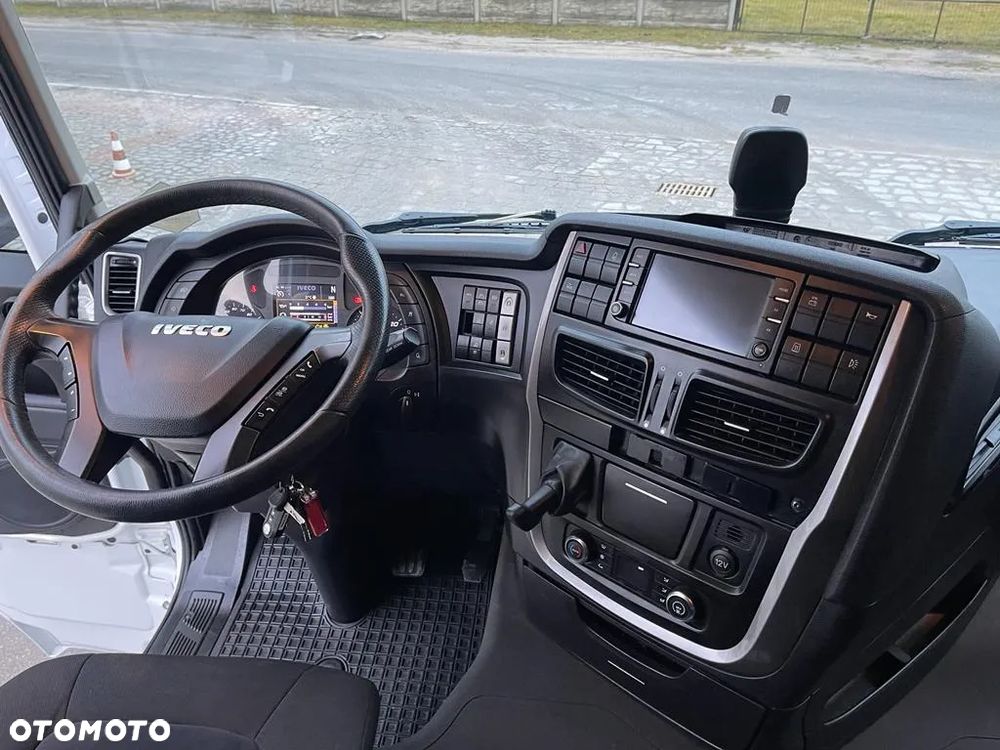 Iveco STRALIS - 13