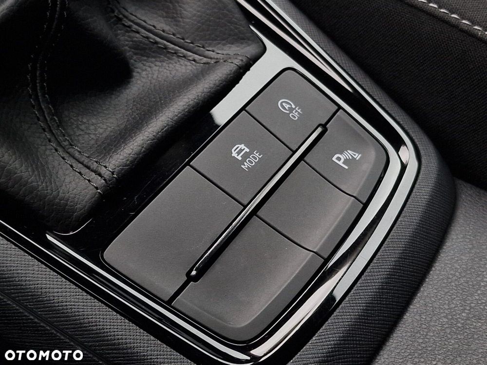 Skoda Kamiq 1.0 TSI Selection DSG - 27