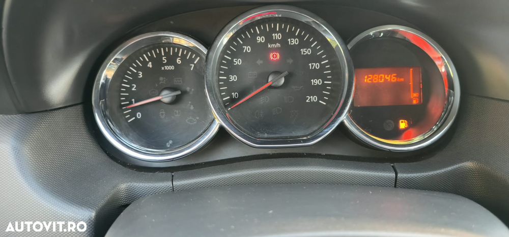 Dacia Duster 1.2 TCe 4x2 Laureate - 4