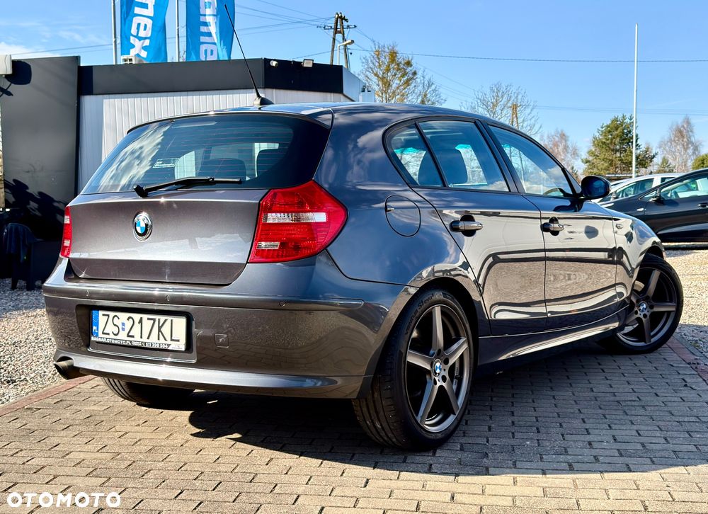BMW Seria 1 120d DPF - 4