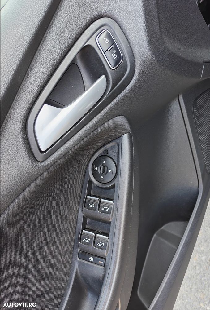 Ford Focus 1.5 TDCi DPF Start-Stopp-System Business - 12