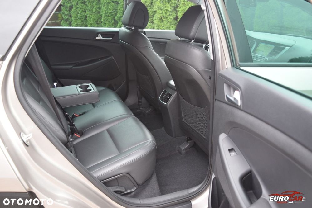 Hyundai Tucson 1.6 GDi Comfort 2WD - 19