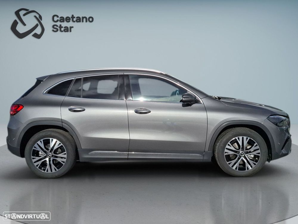 Mercedes-Benz GLA 180 d Progressive - 9