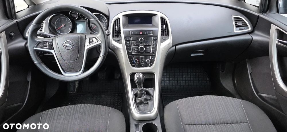 Opel Astra 1.4 Turbo Cosmo - 15