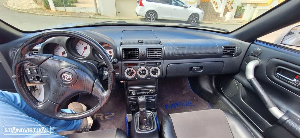 Toyota MR2 Roadster - 26