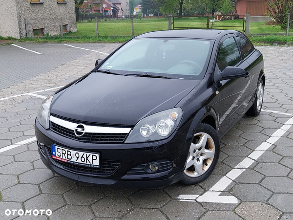 Opel Astra III GTC 1.6 Limited