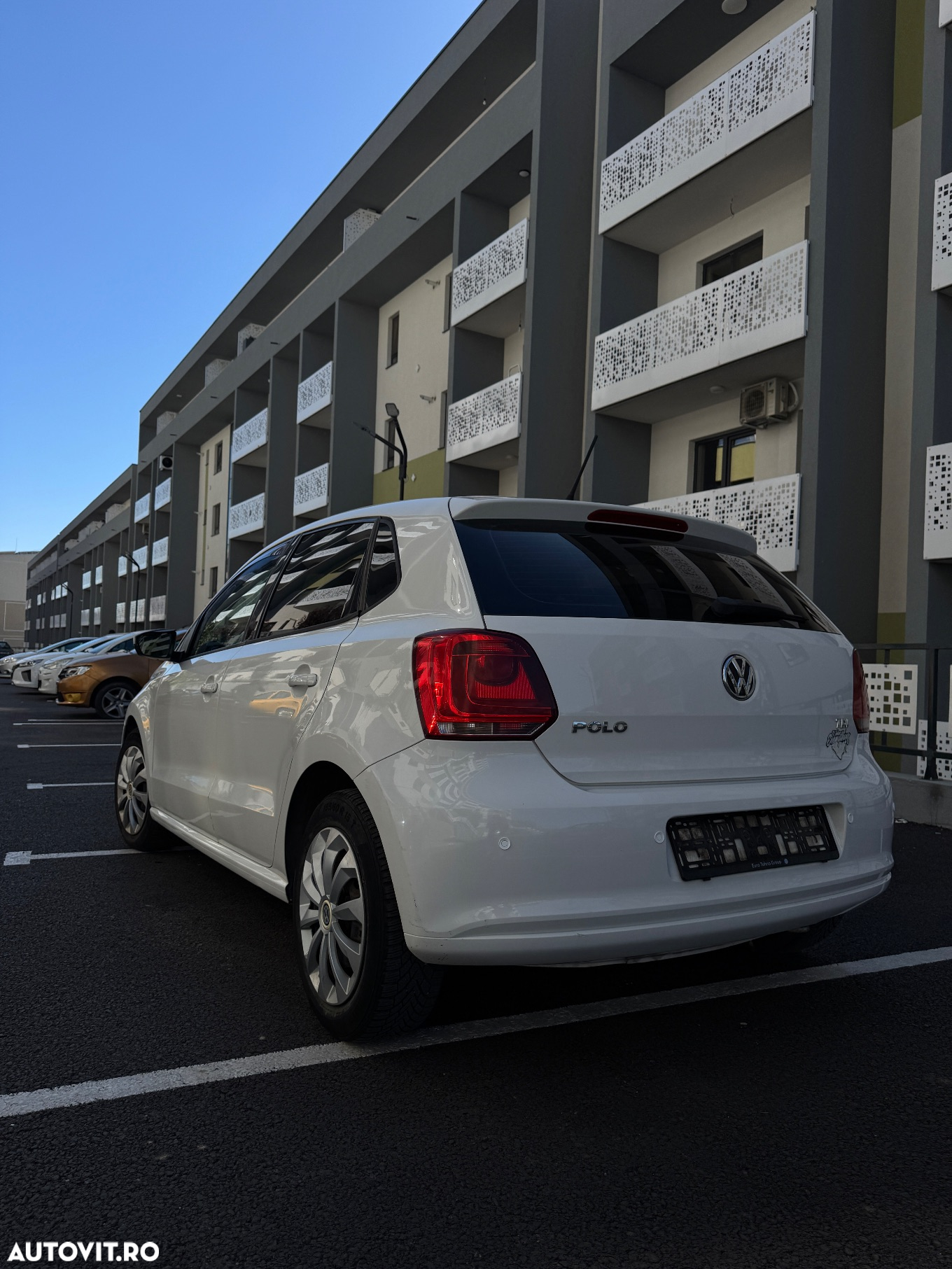 Volkswagen Polo - 4