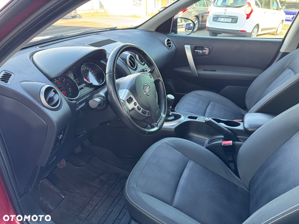 Nissan Qashqai 2.0 visia - 16