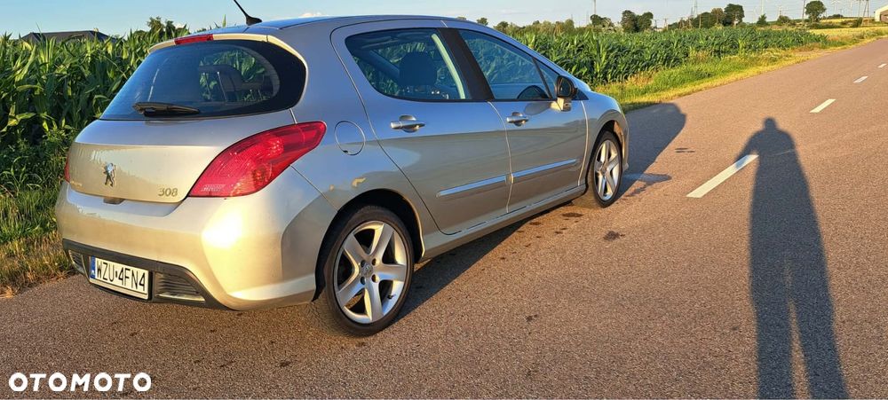 Peugeot 308 - 2