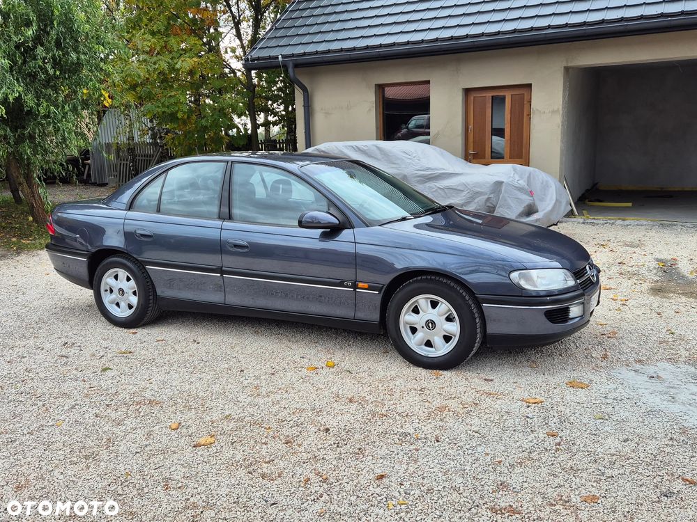 Opel Omega 2.0 CD - 28