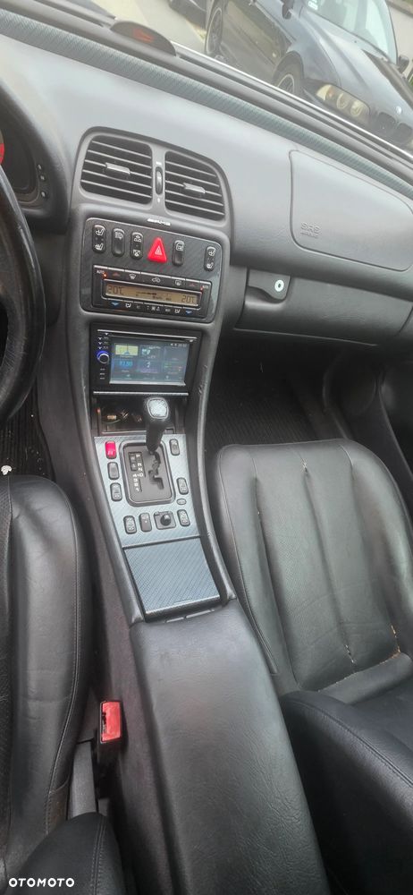 Mercedes-Benz CLK - 18