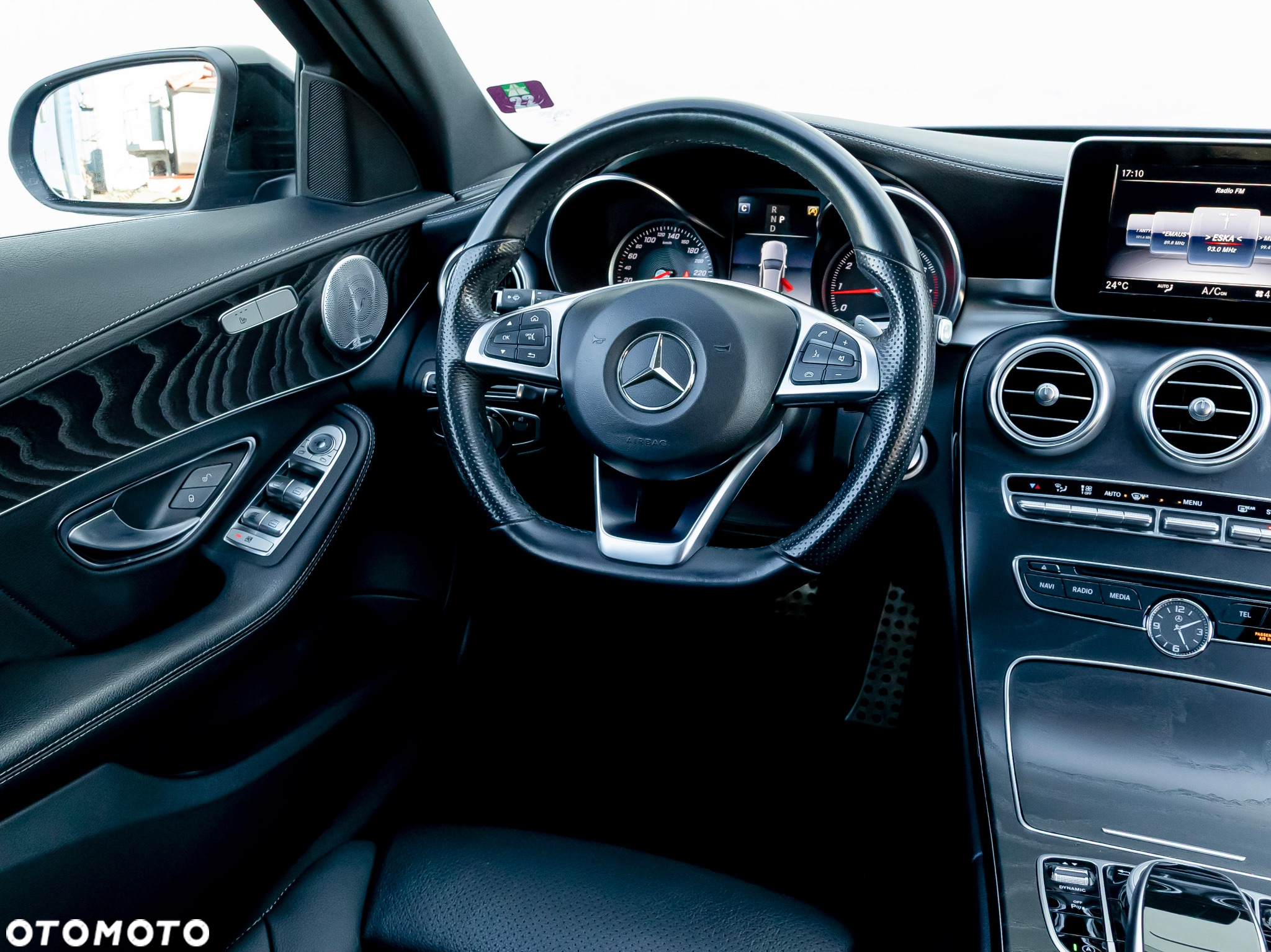 Mercedes-Benz Klasa C 200 4-Matic 9G-TRONIC - 15