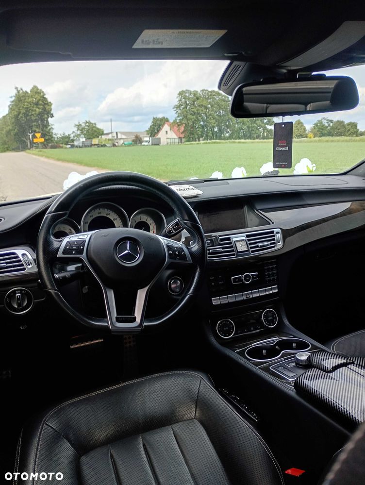 Mercedes-Benz CLS - 8