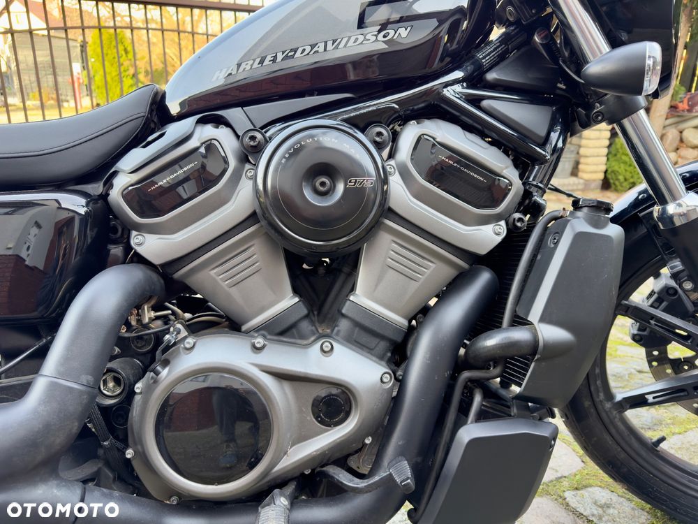 Harley-Davidson Sportster Nightster 975 - 9