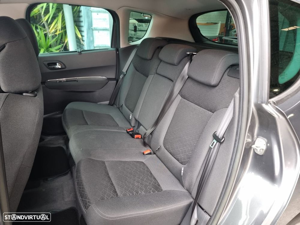Peugeot 3008 1.6 HDi Style - 5