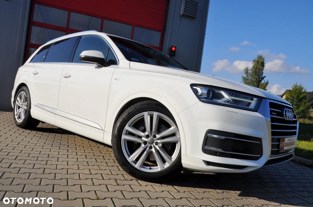 Audi Q7 - 10