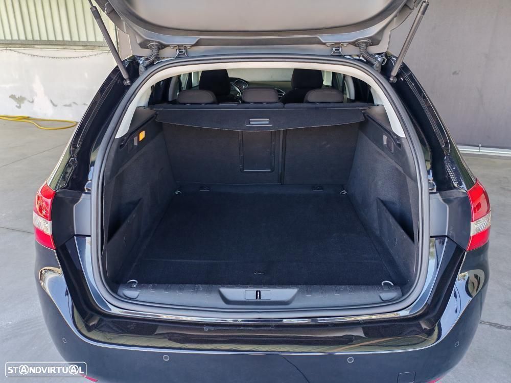 Peugeot 308 SW 1.6 BlueHDi Allure EAT6 - 14